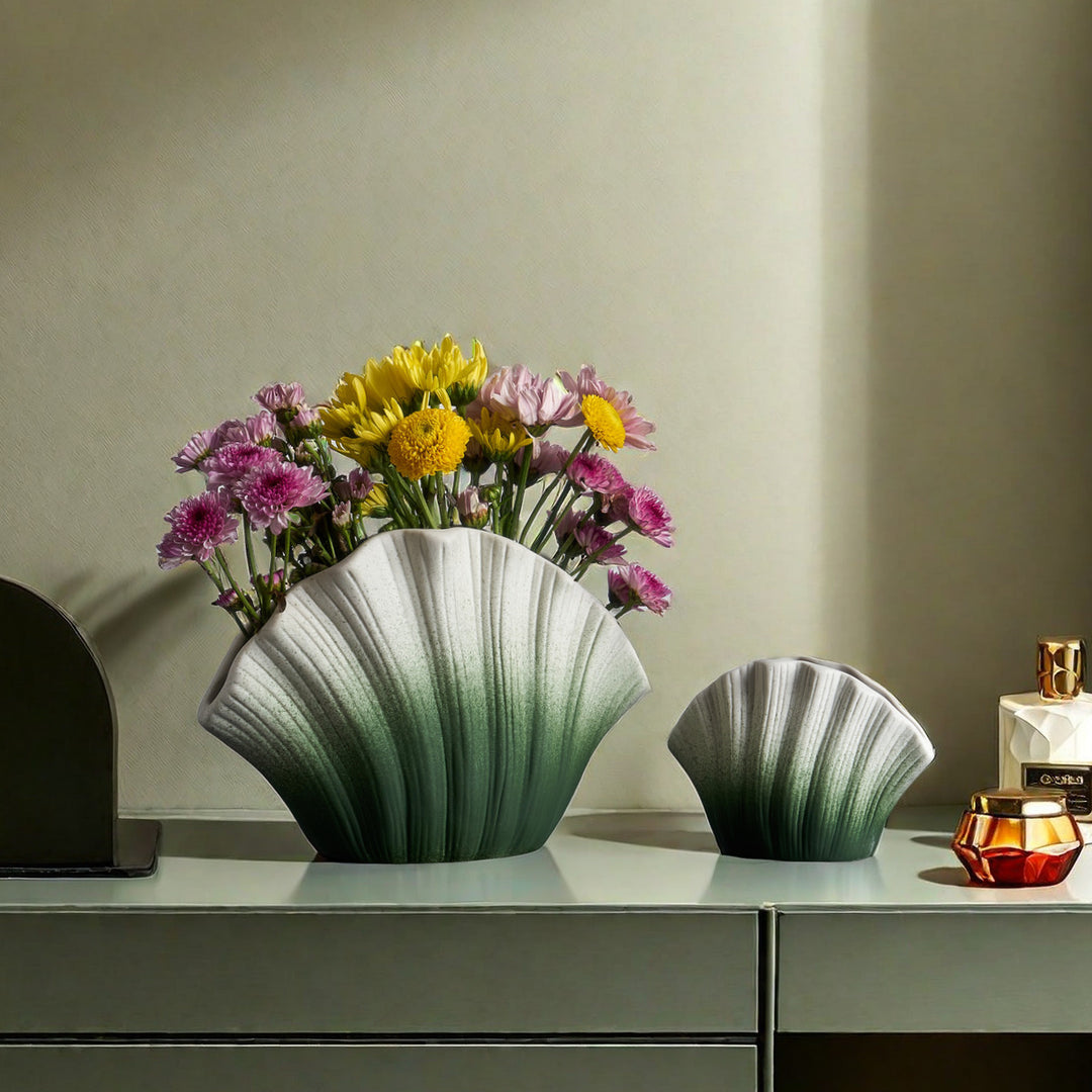 Severiano Sea Shell Vase