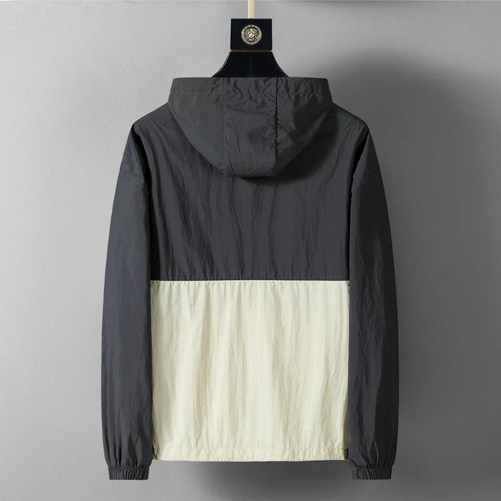 Juvenal Mountain Windbreaker